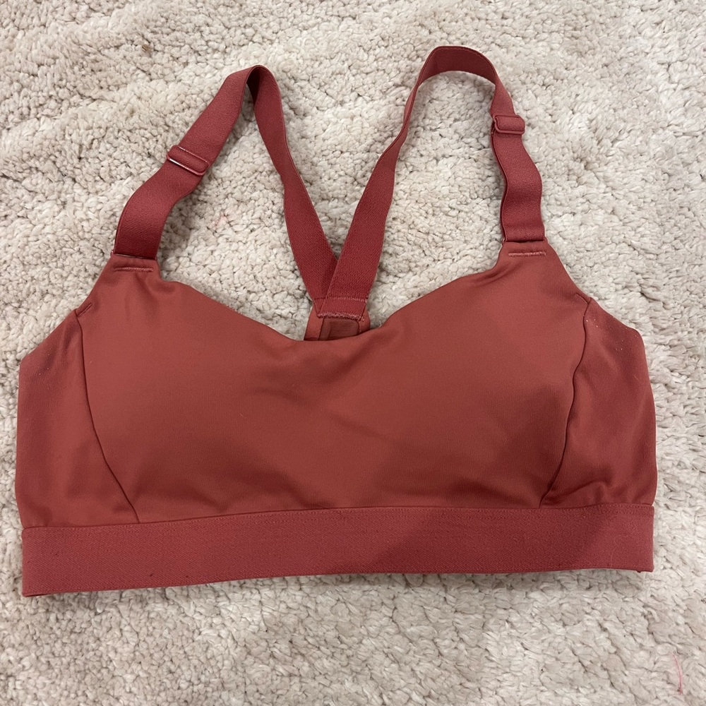 Old Navy Active Sienna Sports Bra